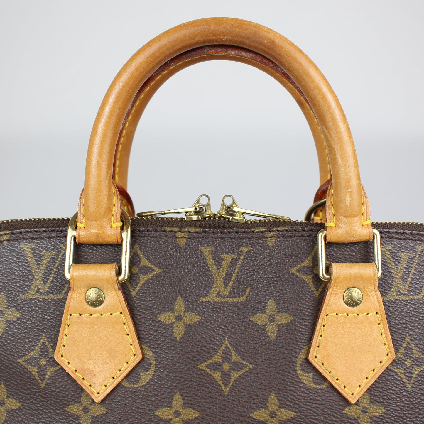 Louis Vuitton Alma