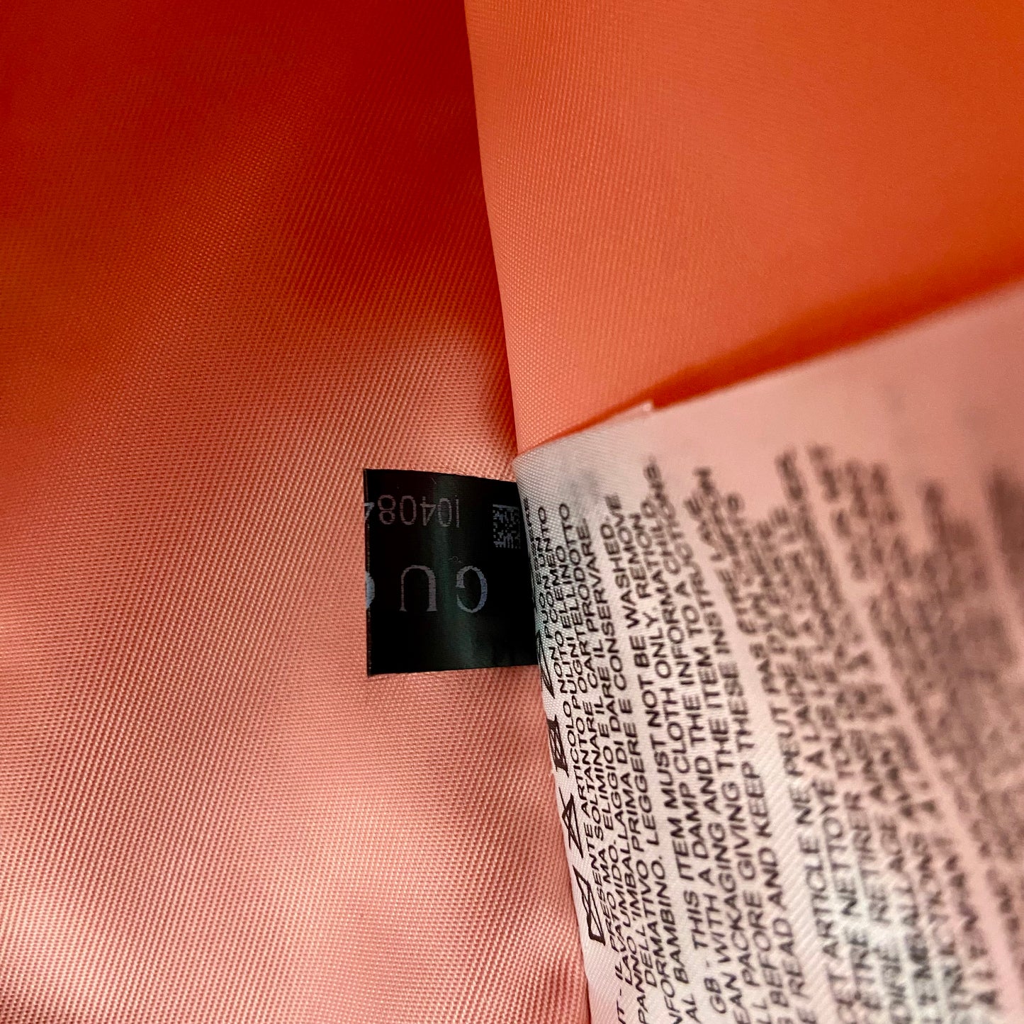 Authentic Gucci x The Jetsons GG Supreme Canvas Tote Bag - Handbag