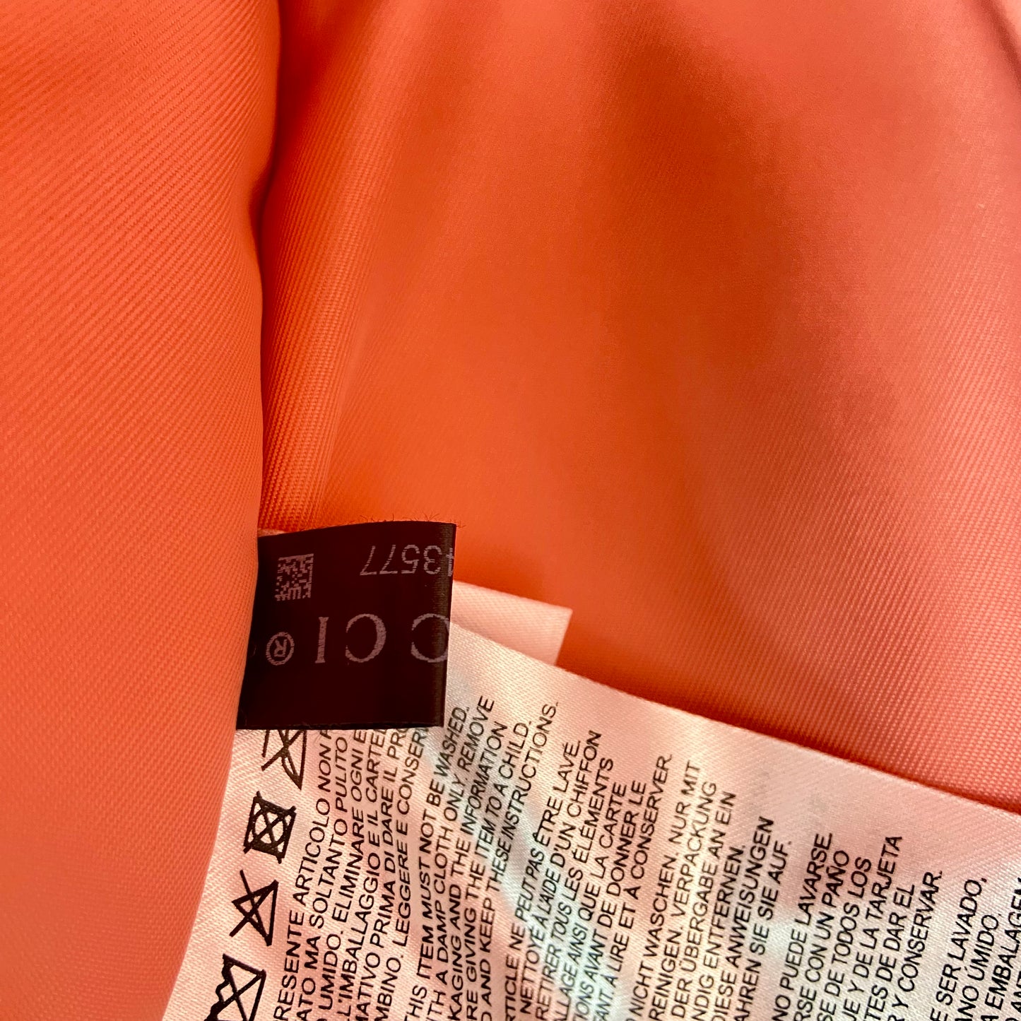 Authentic Gucci x The Jetsons GG Supreme Canvas Tote Bag - Handbag