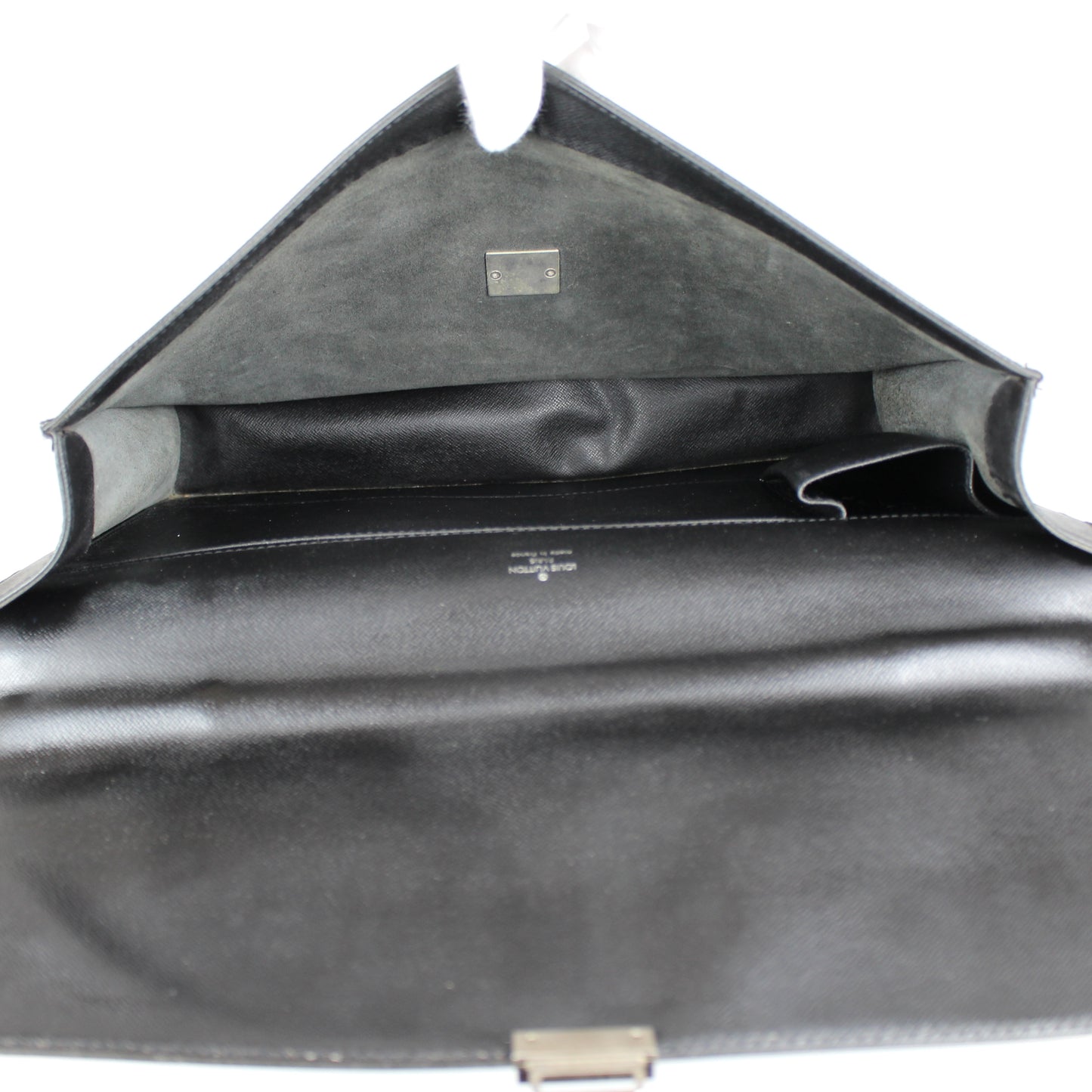 Louis Vuitton Taiga Leather Robusto 1 Briefcase – Black