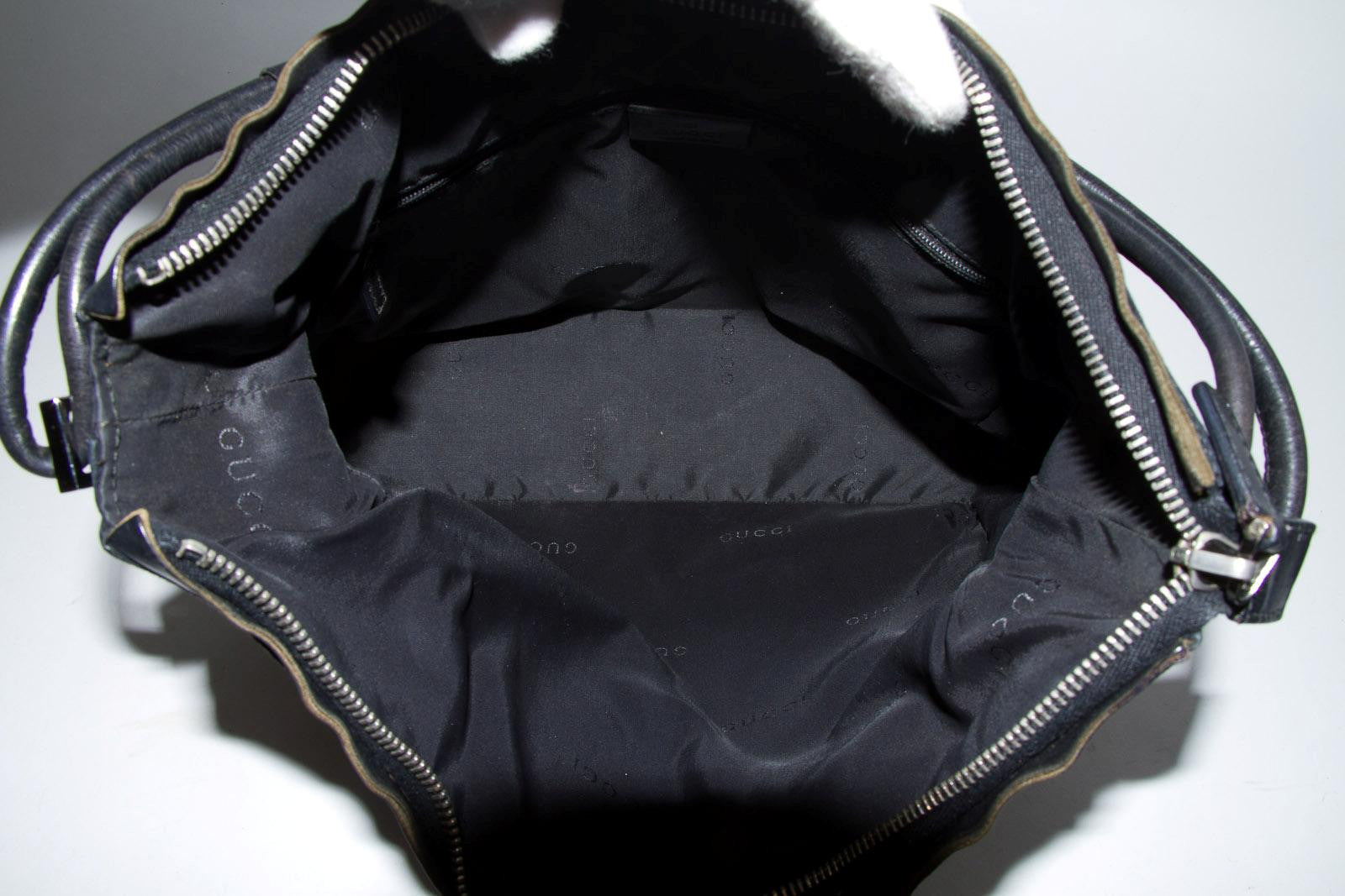 GUCCI Small BLACK NYLON & LEATHER Shoulder Bag Authentic! EUC
