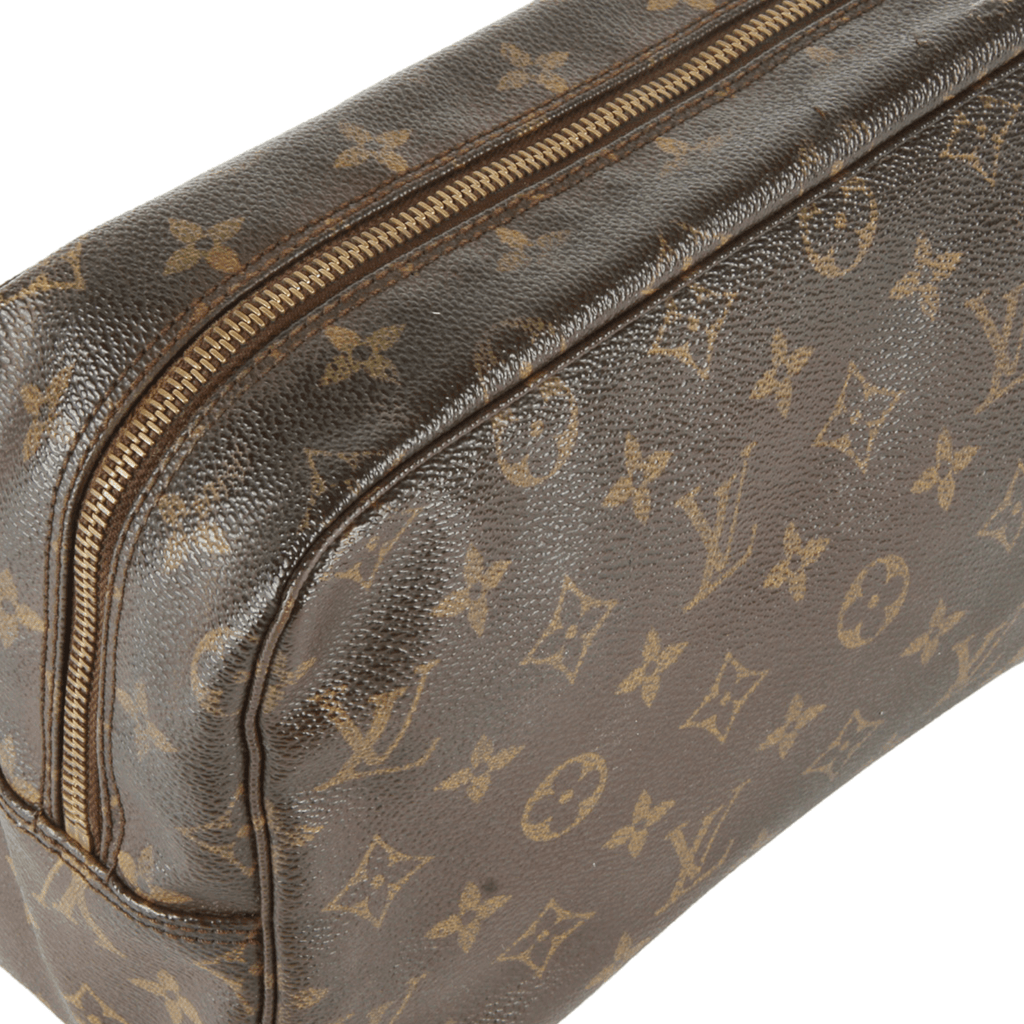 Authentic Louis Vuitton monogram Trousse Toilette 28 cosmetics bag