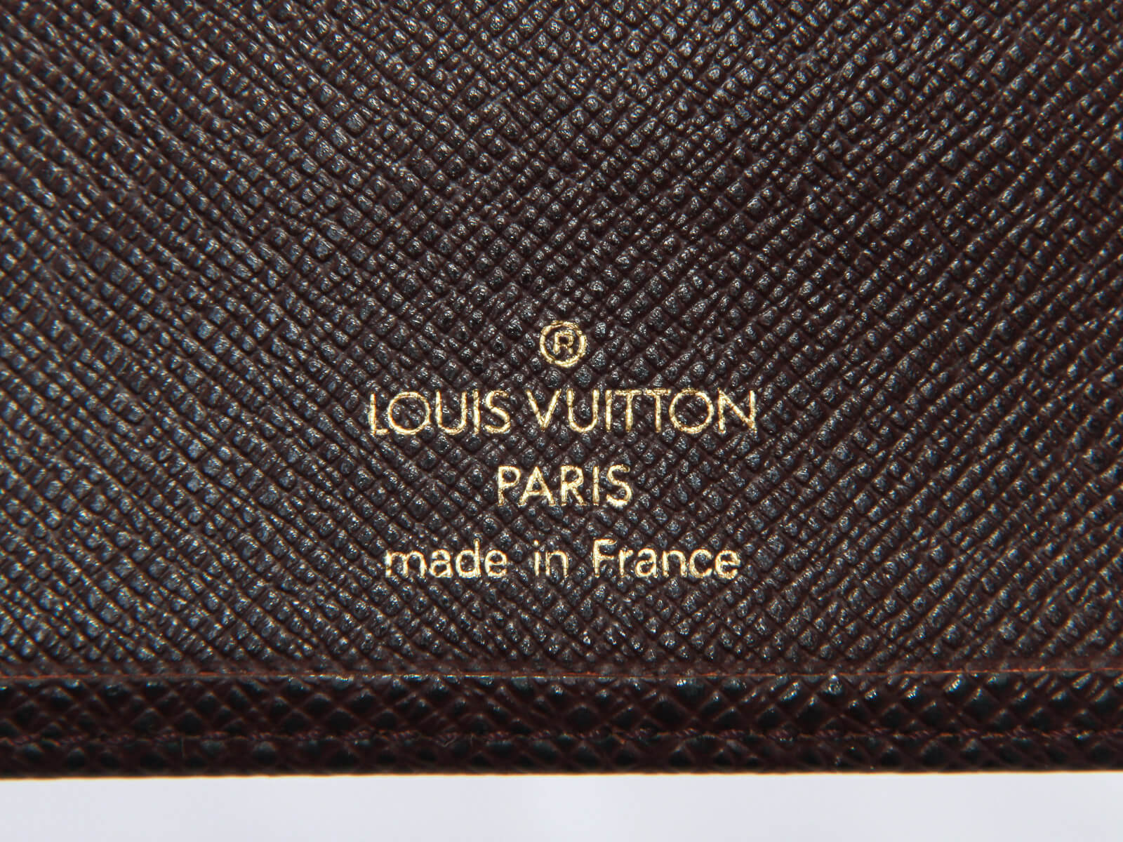 Louis Vuitton Ring Agenda Cover Taiga Leather MM Black at 1stDibs