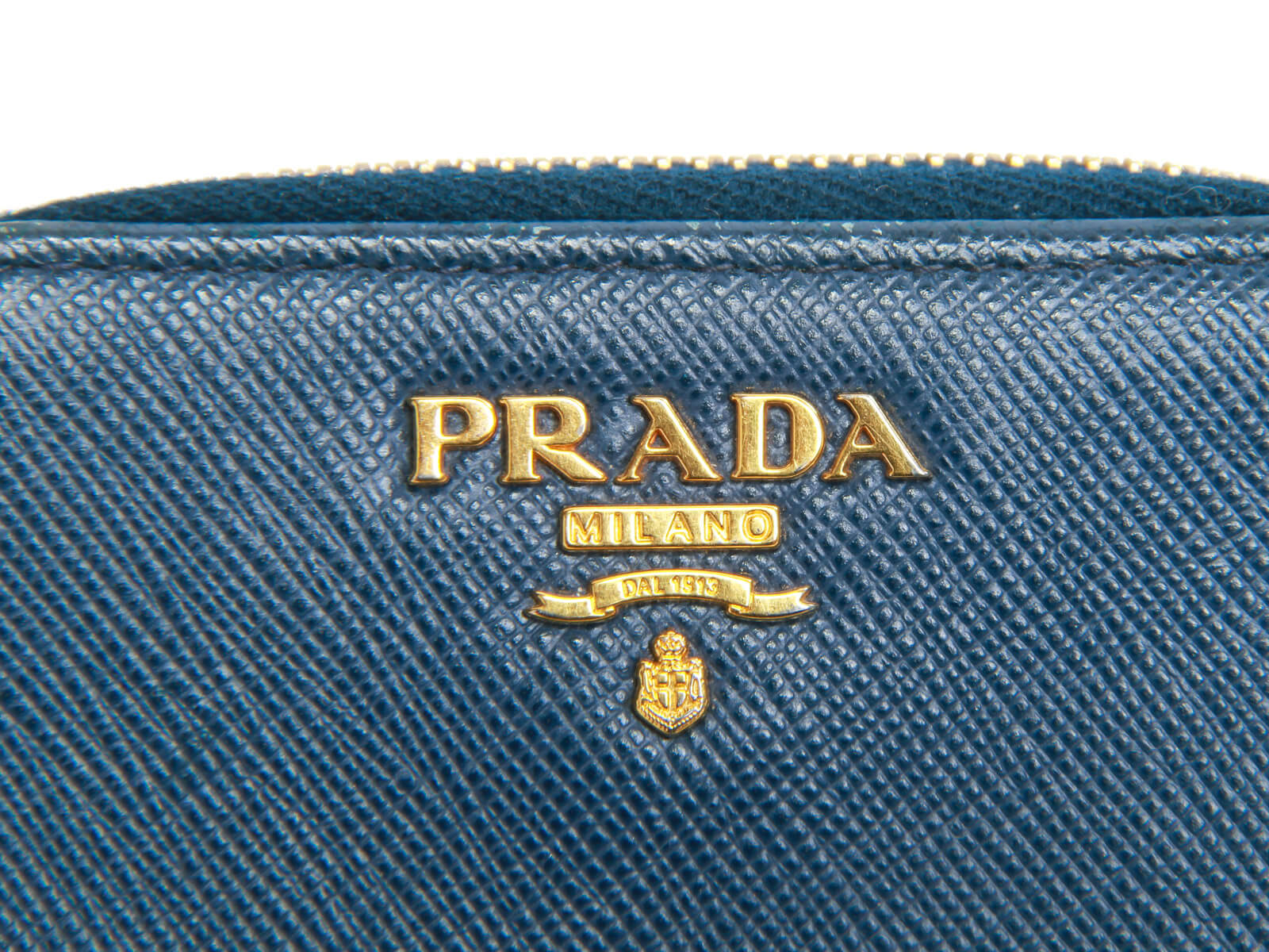 AUTHENTIC PRADA SAFFIANO LEATHER BEIGE ZIPPY WALLET WITH COA MADE IN ITALY