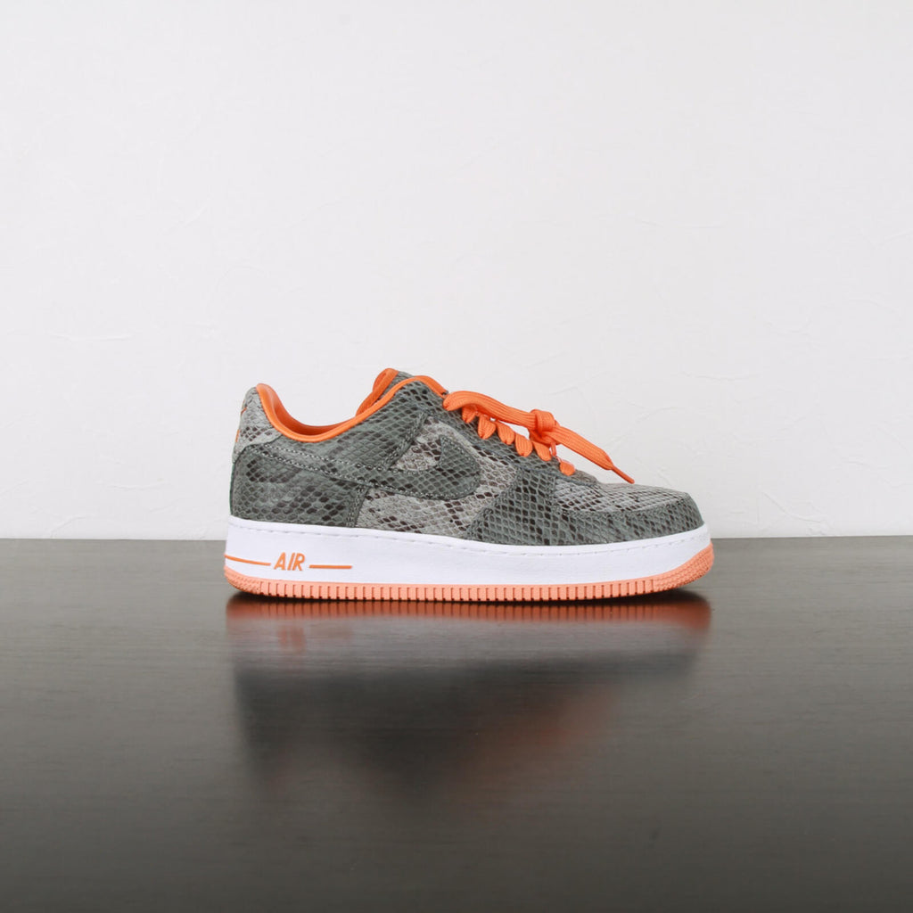 NIKE "Nike By You Air Force 1"