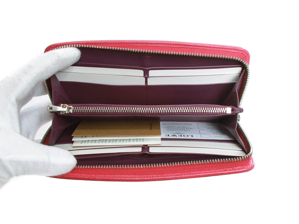 Authentic Loewe Billetero Magenta zip around wallet