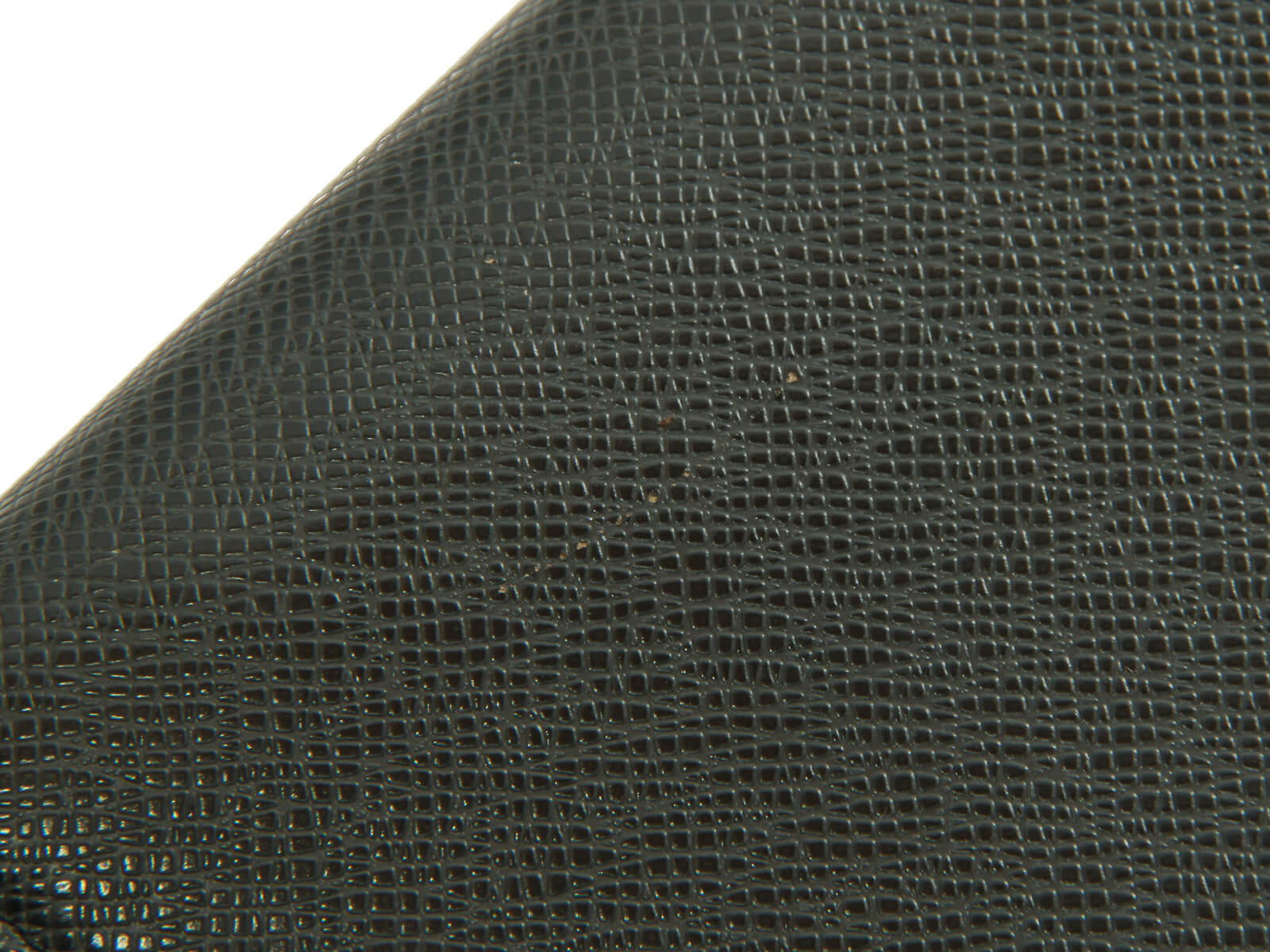 Louis Vuitton Black Taiga Small Ring Agenda Cover – The Closet