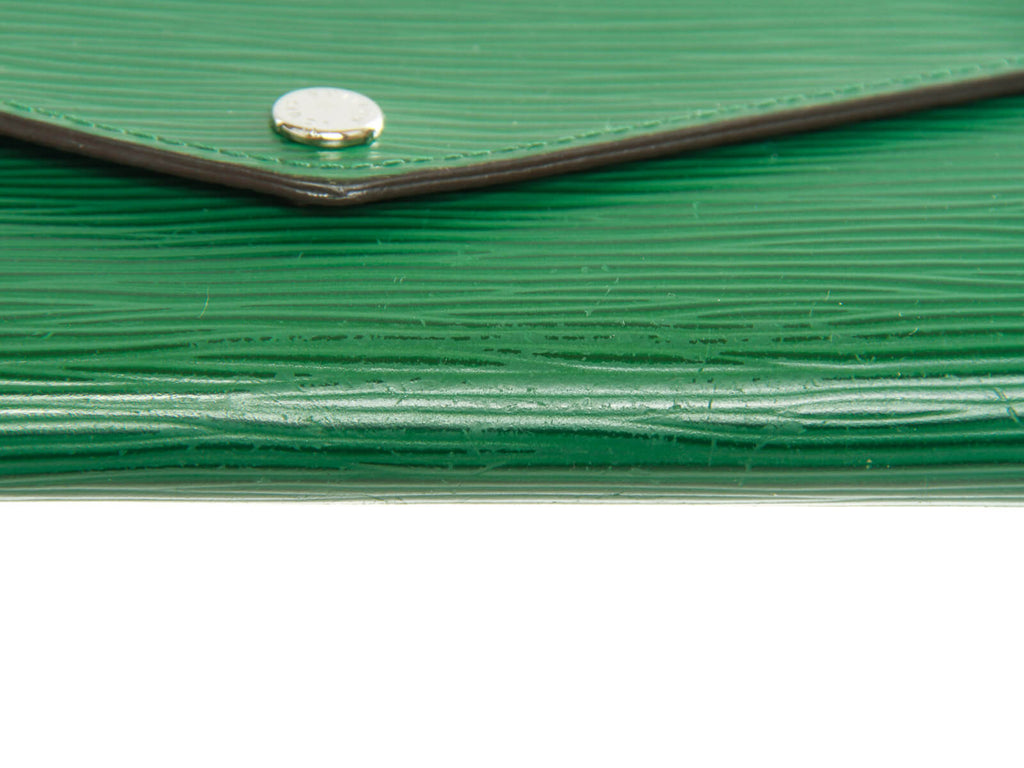 Authentic Louis Vuitton Epi Green Sarah Wallet