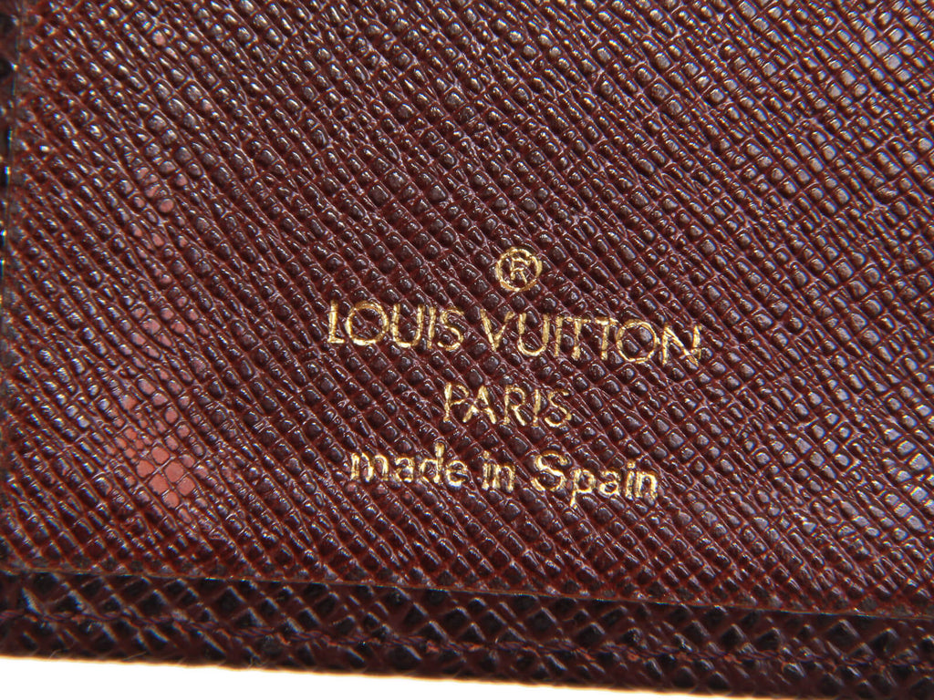 Authentic Louis Vuitton Agenda Functionnel MM Taiga leather