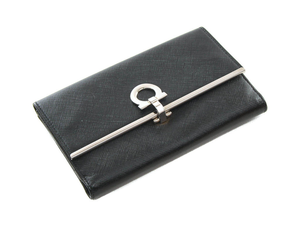 Authentic Salvatore Ferragamo Gancini Icona Vitello Wallet