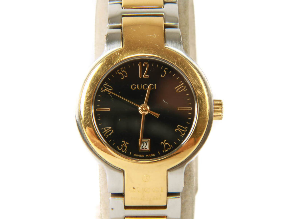 Authentic Gucci 8900L gold-tone stainless Bracelet Watch