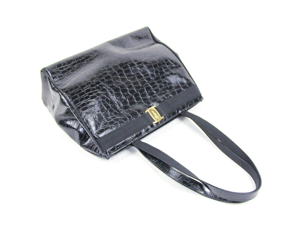 Authentic Salvatore Ferragamo shoulder bag black patent leather