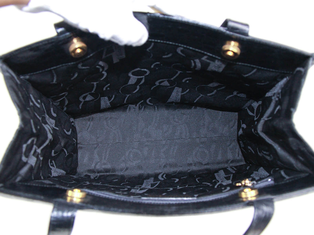 Authentic Salvatore Ferragamo shoulder bag black patent leather