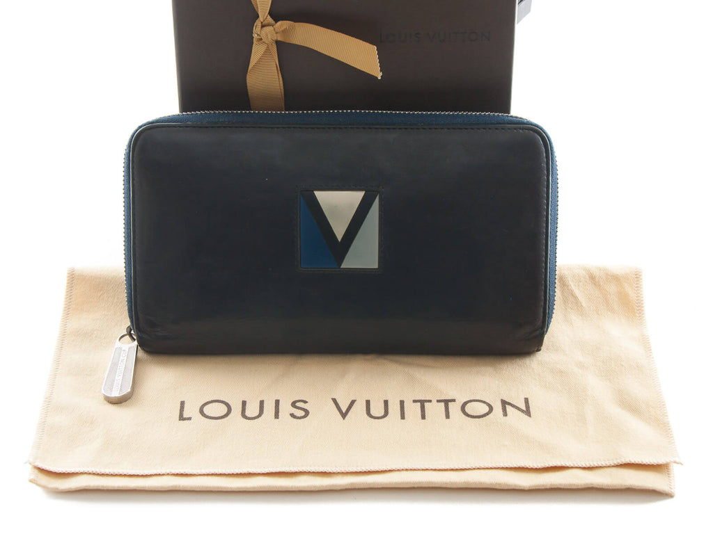 Louis Vuitton Vintage 2007 Zippy Organizer Wallet